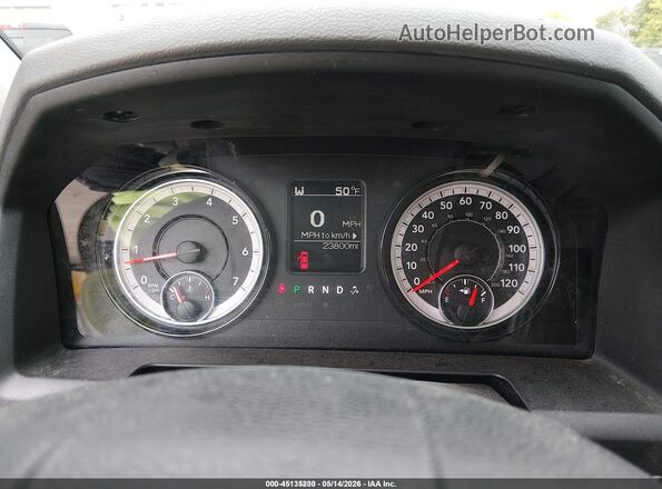 3C6LR5AT7JG343661 2018 RAM 2500 Black Vista de los asientos traseros