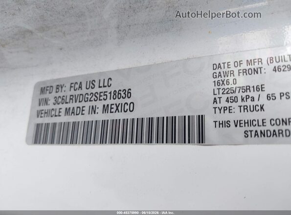 3C6LRVDG2SE518636 2025 RAM PROMASTER 2500 White Vista del compartimento del motor