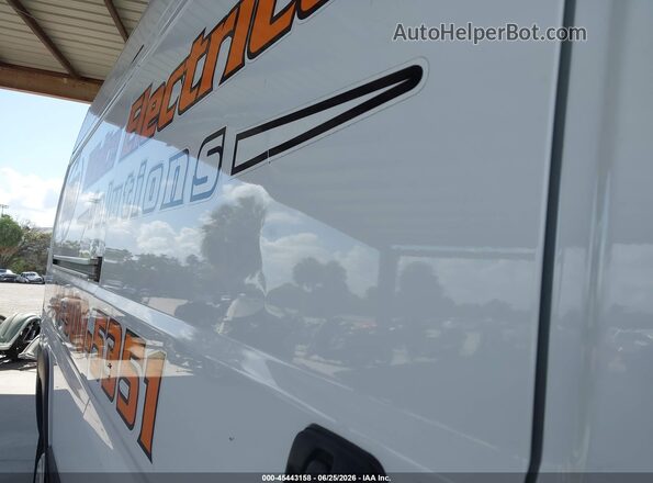 3C6LRVDG3ME525811 2021 RAM PROMASTER 2500 White 