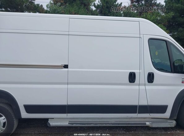 3C6LRVDG4NE116122 2022 RAM PROMASTER 2500 White Սալոնի հետևի տեսք