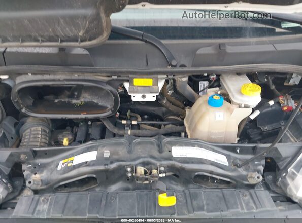 3C6LRVDG4RE136974 2024 RAM PROMASTER 2500 White Вид ззаду