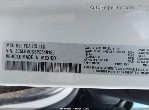 3C6LRVDG5PE549130 2023 RAM PROMASTER 2500 White Widok komory silnika