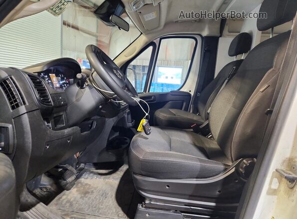 3C6LRVDG6PE605723 2023 RAM PROMASTER White Vista interior delantera