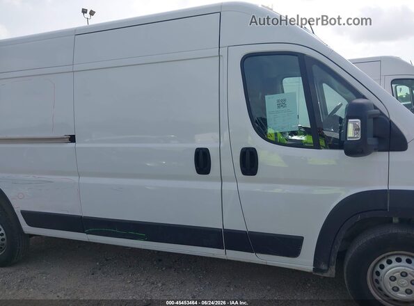 3C6LRVDG6SE504111 2025 RAM PROMASTER 2500 White Rear interior view