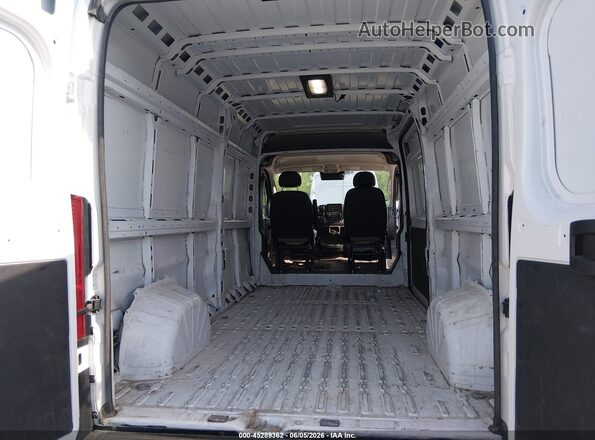3C6LRVDG8RE139991 2024 RAM PROMASTER 2500 White Вид наклейки з VIN-кодом