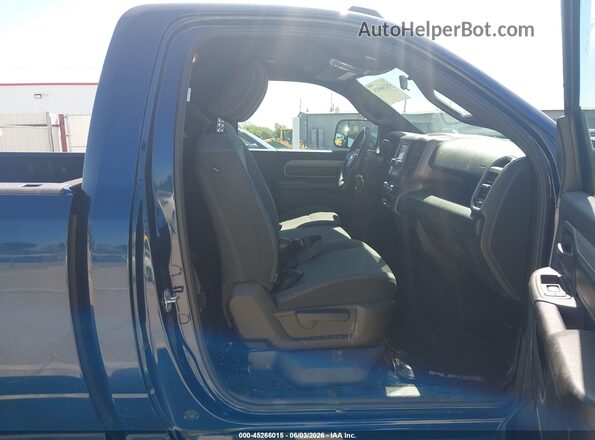 3C6MR4AL1NG189811 2022 RAM 2500 Blue Front interior view