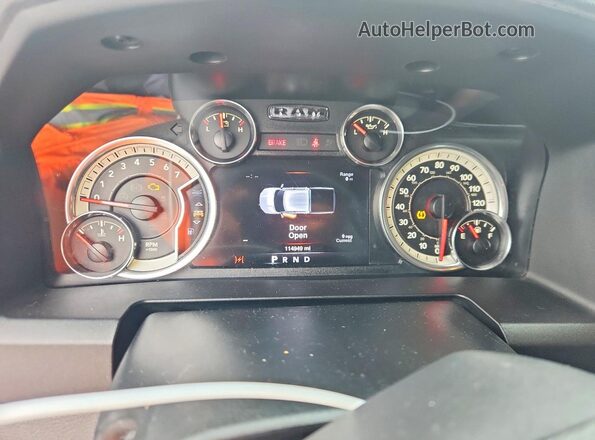 3C6RR6LT3GG292827 2016 RAM 1500 Gray Вид щитка приладів
