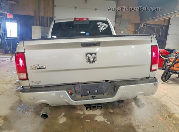 3C6RR6LT8HG658962 2017 RAM 1500 Silver Vista trasera