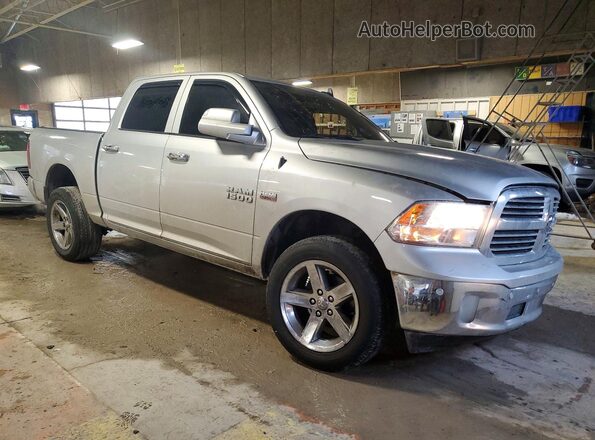 3C6RR6LT8HG658962 2017 RAM 1500 Silver Delantero derecho