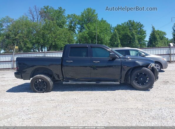 3C6RR7KT0HG605194 2017 RAM 1500 Black Սալոնի հետևի տեսք