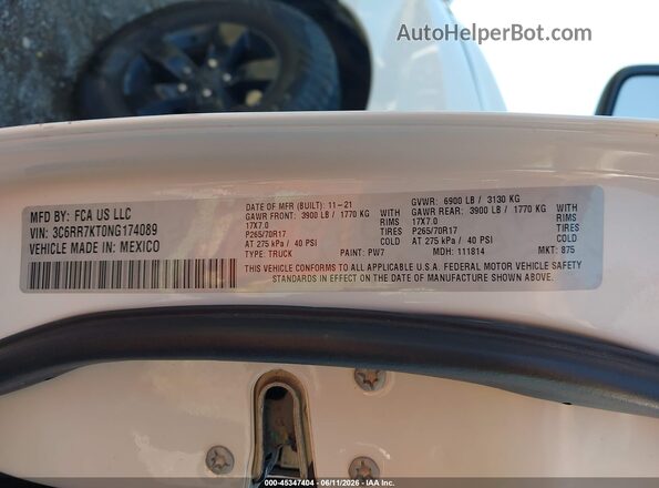 3C6RR7KT0NG174089 2022 RAM 1500 CLASSIC White Engine compartment view