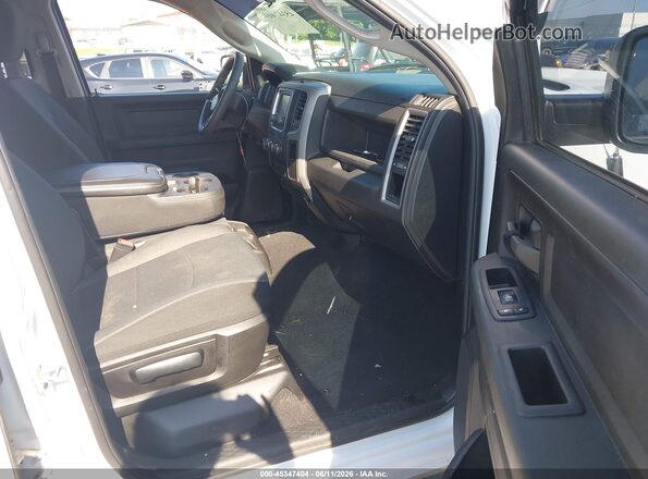 3C6RR7KT0NG174089 2022 RAM 1500 CLASSIC White Front interior view