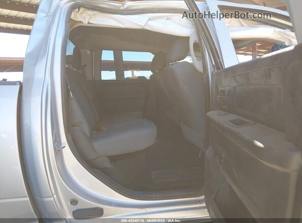 3C6RR7KT6HG738963 2017 RAM 1500 Silver VIN կոդի պիտակի տեսք