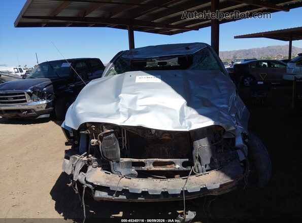 3C6RR7KT6HG738963 2017 RAM 1500 Silver Դիմացի տեսք