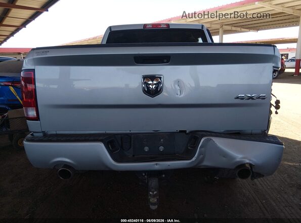 3C6RR7KT6HG738963 2017 RAM 1500 Silver 