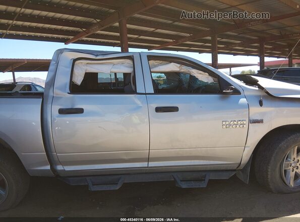 3C6RR7KT6HG738963 2017 RAM 1500 Silver Սալոնի հետևի տեսք