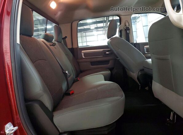 3C6RR7LT1JG198295 2018 RAM 1500 Темно-бордовый Вид задних сидений