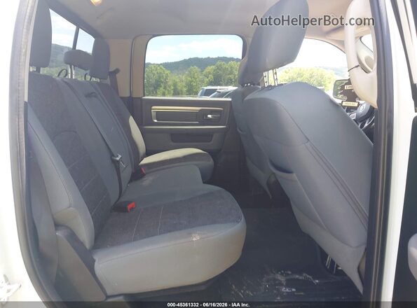 3C6RR7LT4HG565264 2017 RAM 1500 White Vista de la etiqueta del VIN