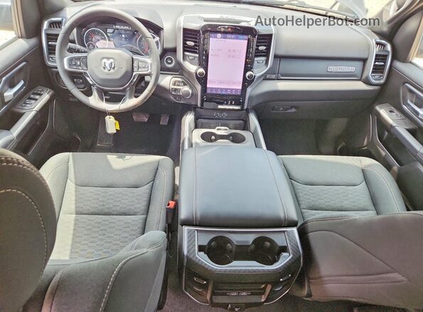3C6SRFFP1T4170298 2026 RAM 1500 Gray წინა პანელის ხედი