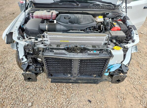 3C6SRFGP0T4156987 2026 RAM 1500 White Rear interior view