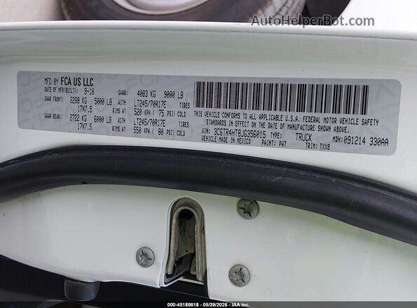 3C6TR4HT8JG356015 2018 RAM 2500 White 
