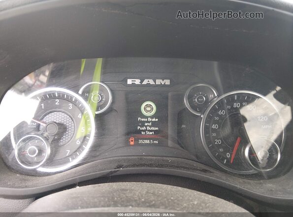 3C6TR5CJ9RG234254 2024 RAM 2500 Black Widok tylnych siedzeń