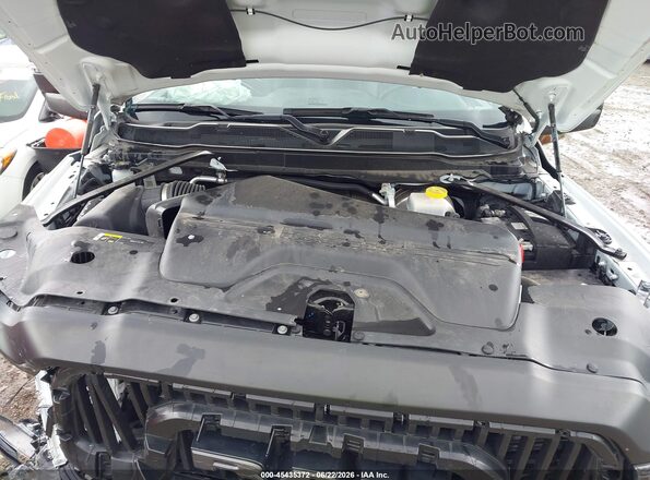 3C6TR5EJ1RG277550 2024 RAM 2500 White Вид ззаду