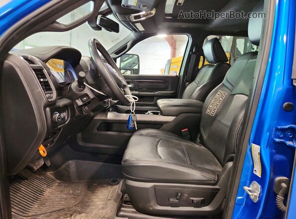 3C6TR5EJ2RG332619 2024 RAM 2500 Blue Front interior view