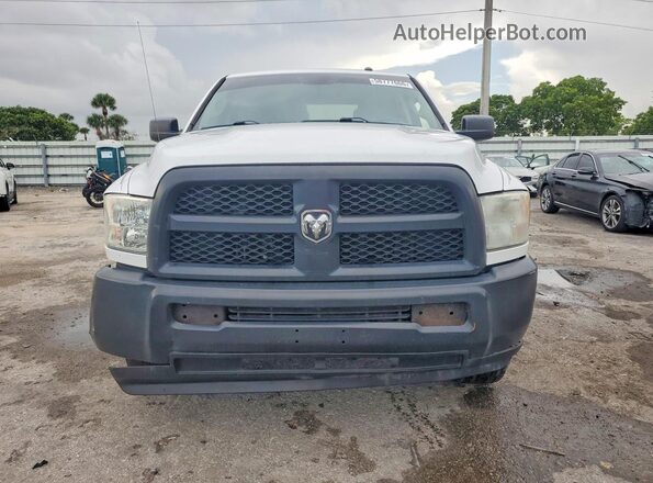 3C6TR5HT0JG326156 2018 RAM 2500 White Դիմացի տեսք