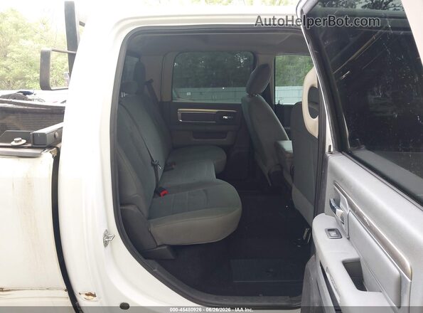 3C6TR5JT2HG620341 2017 RAM 2500 White VIN sticker view