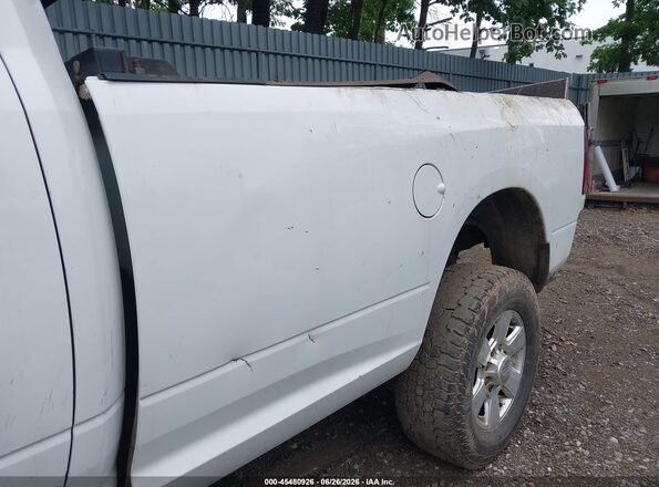 3C6TR5JT2HG620341 2017 RAM 2500 White 