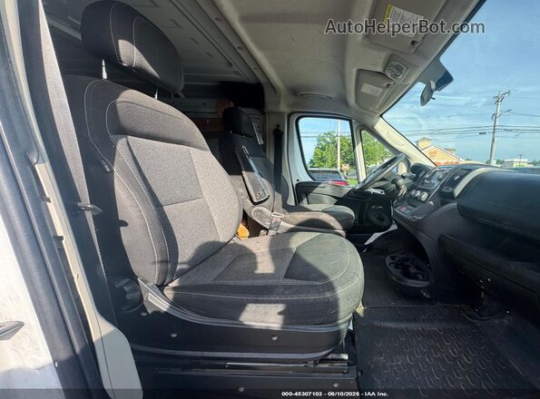 3C6TRVAG5LE123193 2020 RAM PROMASTER 1500 White Front interior view