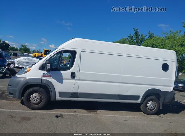 3C6TRVDG5JE101042 2018 RAM PROMASTER 2500 White Սալոնի 360 աստիճան տեսք