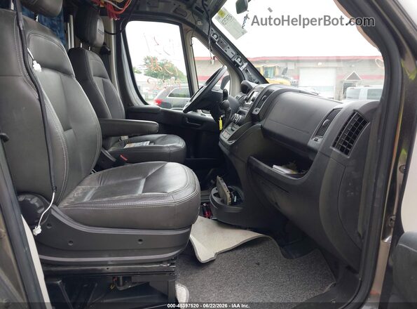 3C6TRVDG7JE144197 2018 RAM PROMASTER 2500 Gray Սալոնի դիմացի տեսք
