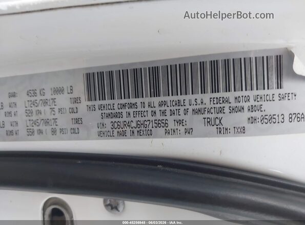 3C6UR4CJ6HG715656 2017 RAM 2500 White Вид підкапотного простору