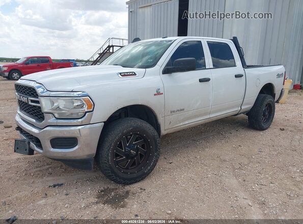 3C6UR5CL0KG616281 2019 RAM 2500 White Առջևի ձախ երեք քառորդ տեսարան