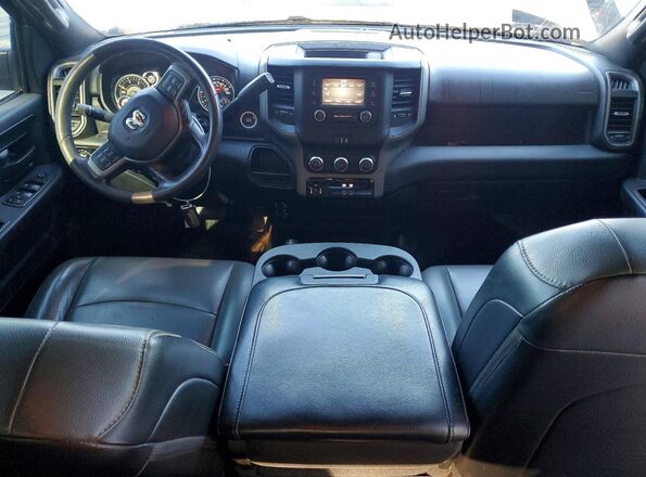 3C6UR5CL1MG558653 2021 RAM 2500 Silver Dashboard view