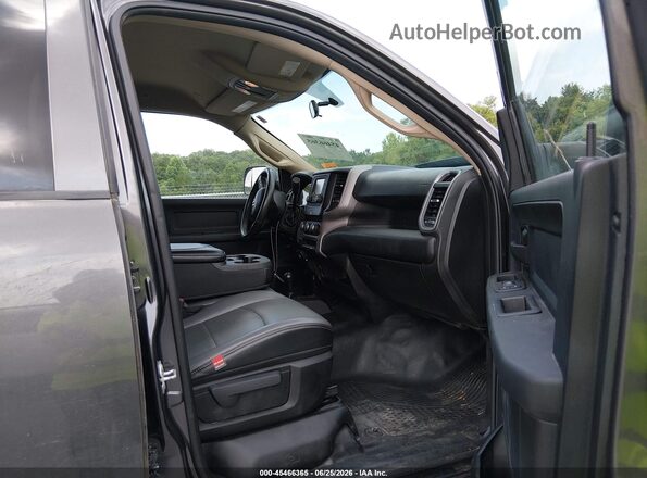3C6UR5CL3LG308717 2020 RAM 2500 Gray Front interior view