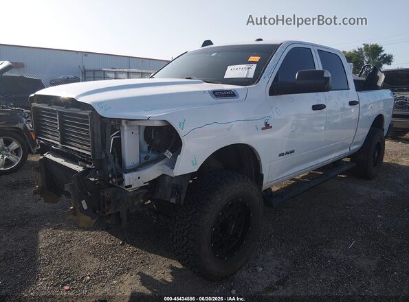 3C6UR5CL3MG531471 2021 RAM 2500 White Front left