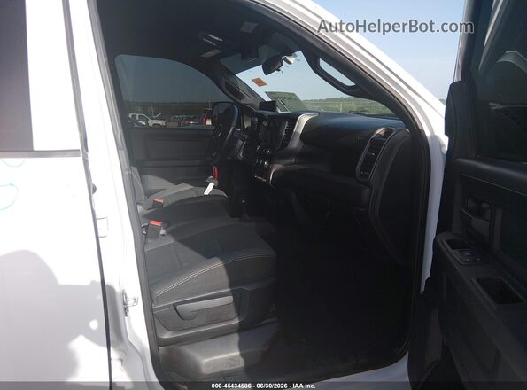 3C6UR5CL3MG531471 2021 RAM 2500 White Front interior view