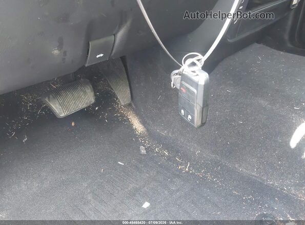 3C6UR5CL3RG330967 2024 RAM 2500 Gray Widok deski rozdzielczej