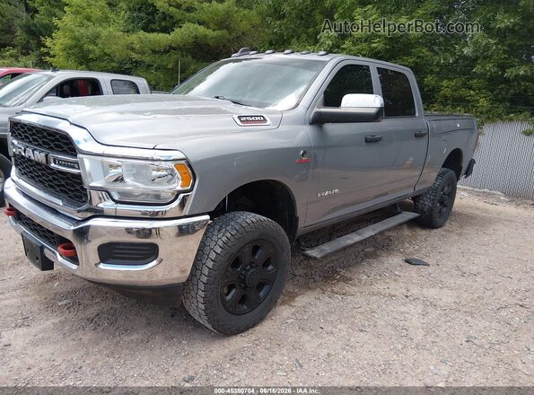 3C6UR5CL4KG579462 2019 RAM 2500 Silver Przód lewy