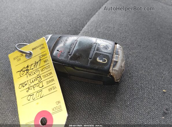 3C6UR5CL7LG147482 2020 RAM 2500 Gray Dashboard view