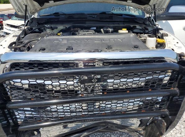 3C6UR5DL0GG256998 2016 RAM 2500 Белый Вид задней части салона