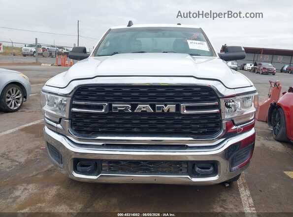 3C6UR5DL2MG628546 2021 RAM 2500 White Widok zestawu wskaźników