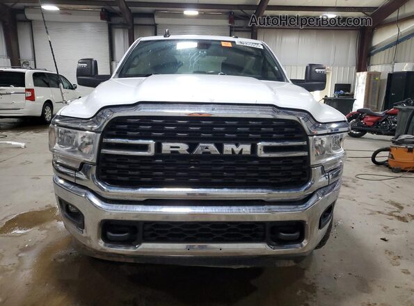 3C6UR5DL3RG303637 2024 RAM 2500 White 