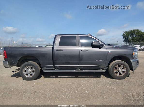 3C6UR5DL4MG695861 2021 RAM 2500 Серый Вид задней части салона