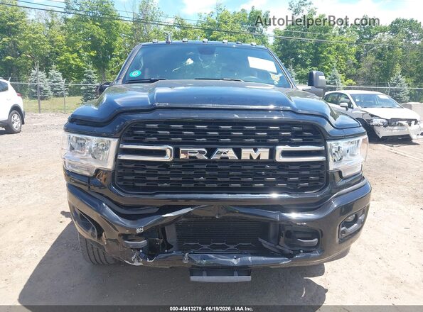 3C6UR5DL4RG252746 2024 RAM 2500 Black Front view