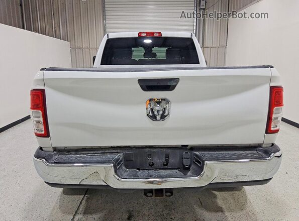 3C6UR5DL6RG100807 2024 RAM 2500 White Вид ззаду