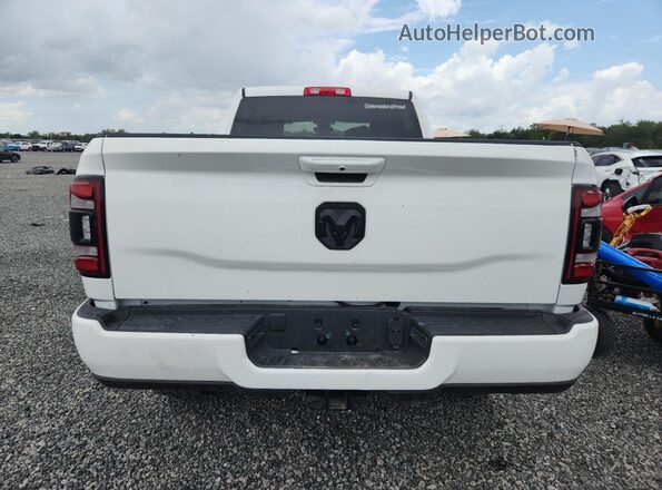 3C6UR5DL6RG239111 2024 RAM 2500 White უკანა ხედი